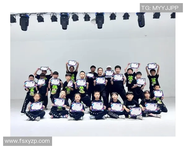 重庆街舞队心理素质排名第七揭示团队精神与个人成长的重要性 重庆街舞队心理素质排名第七揭示团队精神与个人成长的重要性