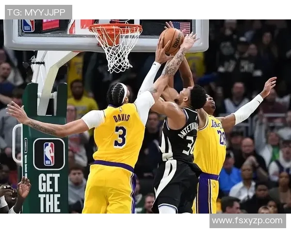 雄鹿与活塞激战正酣直播006精彩瞬间回顾与分析