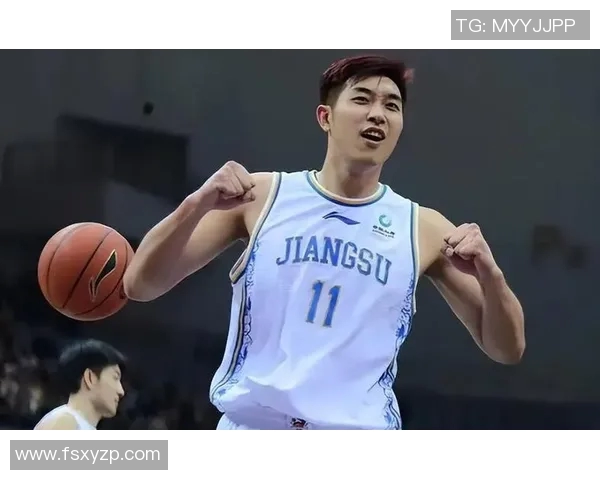 吴冠希：从篮球新星到职业生涯的蜕变与成长之路